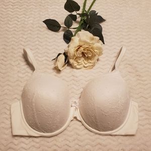 👰 "Perfect Coverage"
- IVORY WHITE